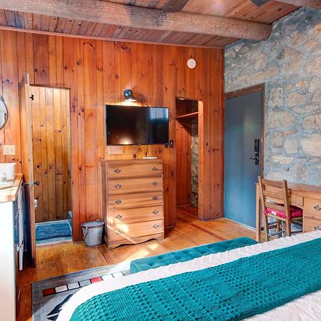 The Furry Lodge Double Ste 2&3 Waynesville Kültér fotó